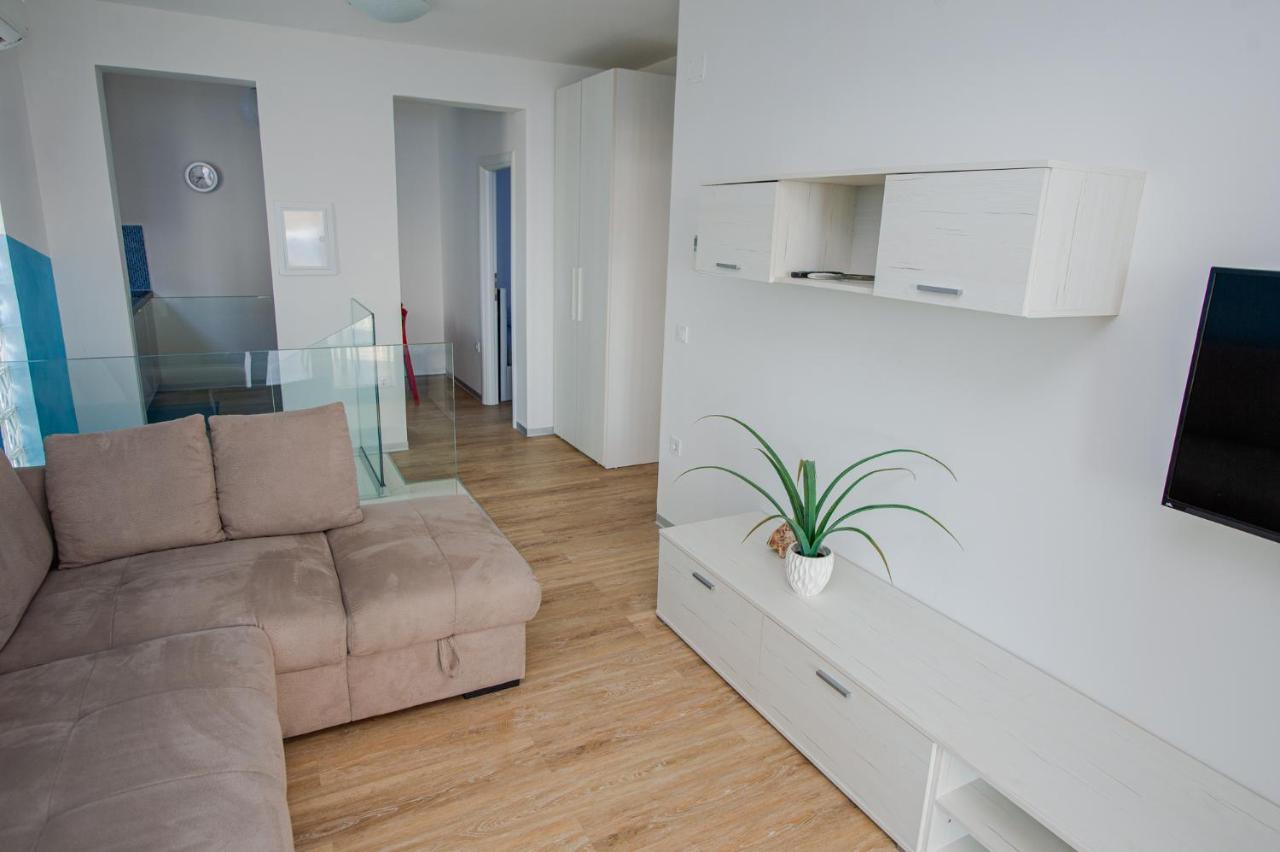 Exclusive Seaside Dream Apartments มูร์แตร์ ภายนอก รูปภาพ